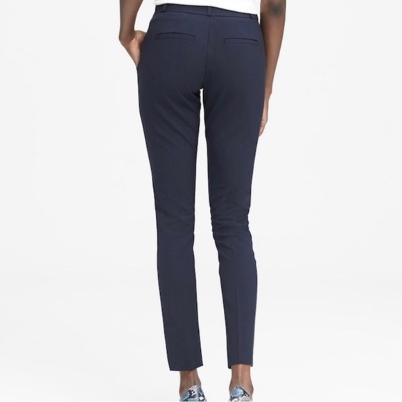 Banana Republic Navy Blue Ryan Crop Mid-rise Straight Leg Pant Size 10 - Picture 2 of 14